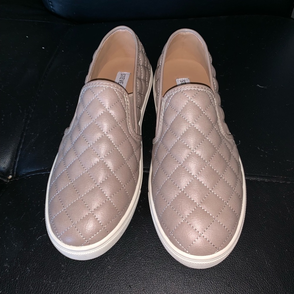 Steve Madden Ecentrcq Slip-On Sneaker
